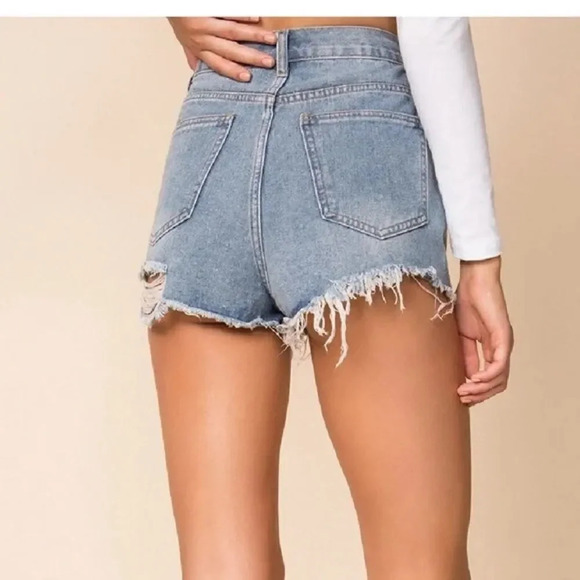Superdown Simi Distressed Denim Shorts - Picture 4 of 9